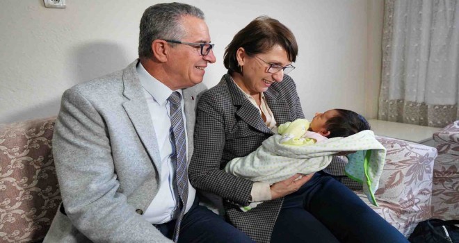 Gaziemir’de annelere ve bebeklerine özel hizmet