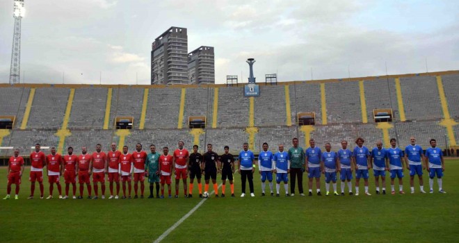 Basatemür, Kızılay için sahaya çıktı