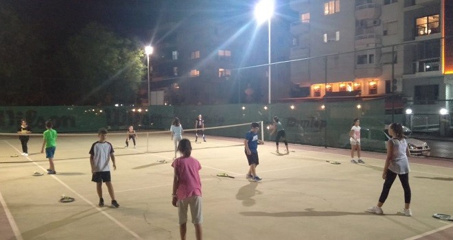 Bostanlıspor’da ücretsiz tenis kursları başladı…