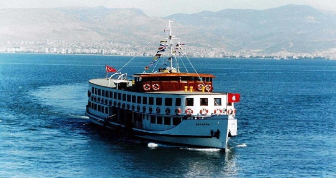 Nostaljik Bergama Vapuru Körfez'e döndü