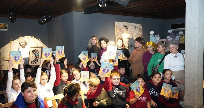 Küçük Eller Güçlü Kalemler Projesi