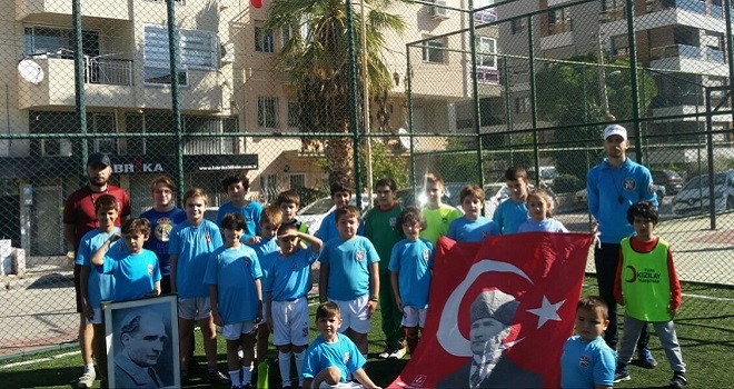 Saat 09.05'de antrenmanı durdurdular...