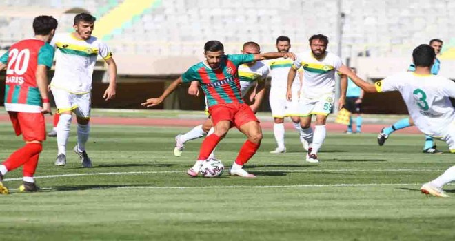 Karşıyaka evinde berabere kaldı