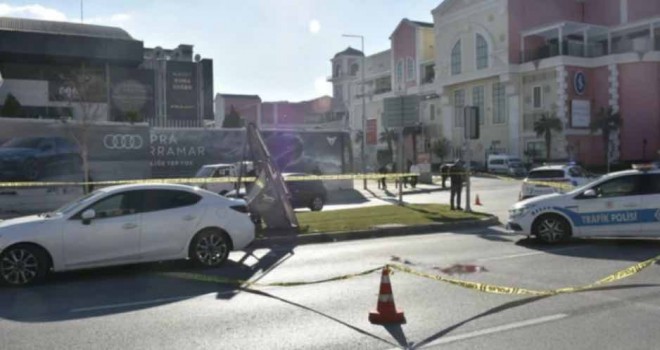 Mavişehir'de otomobilin çarptığı kadın hayatını kaybetti