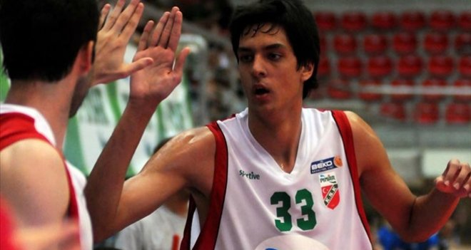 Egemen Güven de NBA draftlarına katılacak