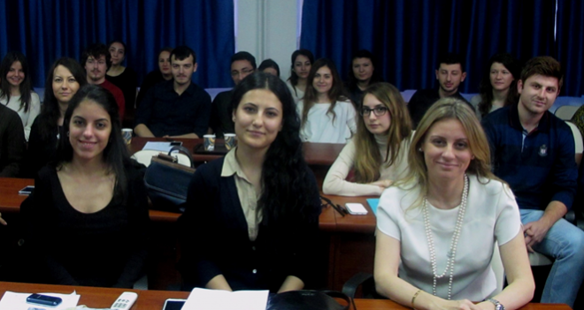 EGİAD Başkanı Gençlerin Arasında