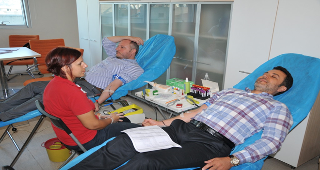 EGİAD'tan kan bağışına destek