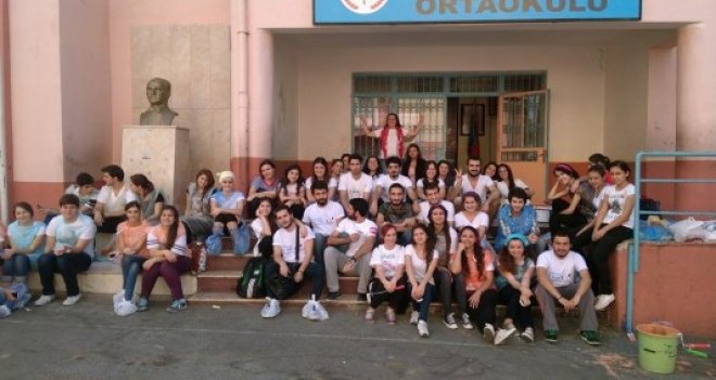 Emir Sultan Ortaokulu Limonata(k) ile güzelleşti