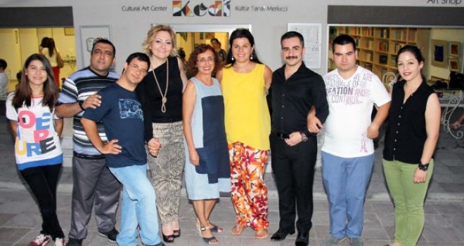 En özel sanatçıların sergisi Kedi Kültür’de