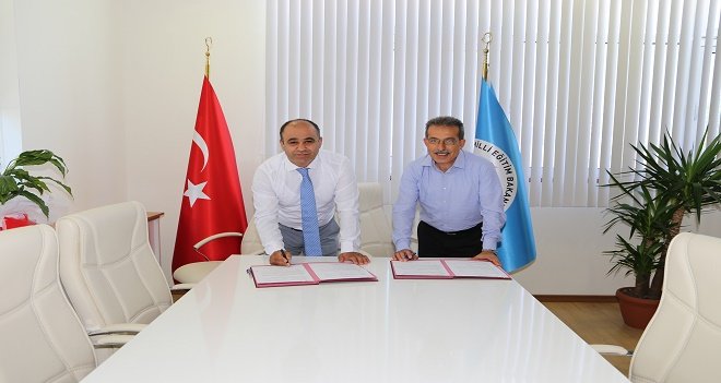 Erzurum Atatürk Üniversitesinin AÖF sınavlarını İzmir İl Milli Eğitim Müdürlüğü yapacak
