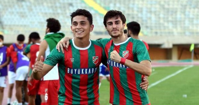 Karşıyaka'da gençlere alkış