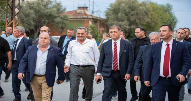 Başkan Tugay ayakkabıcı esnafını dinledi