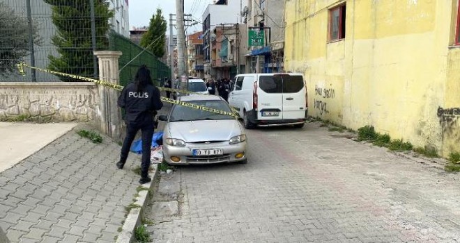 Şemikler'de sokakta erkek cesedi bulundu
