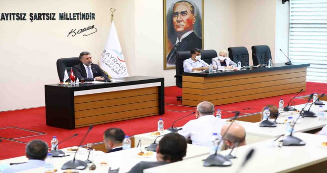 Başkan Sandal müteahhitlerle buluştu