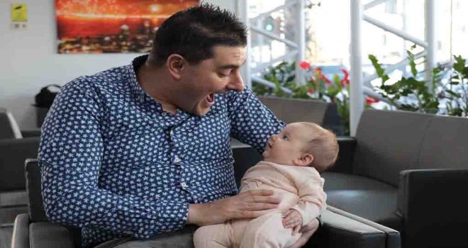 Karşıyaka'da babalara farkındalık eğitimi