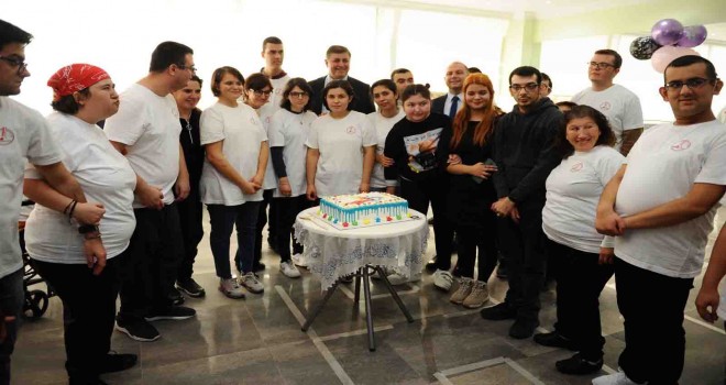 Karşıyaka'da Engelliler Haftası'na özel kutlama