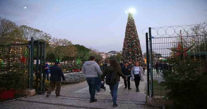 Bostanlı’da Yeni Yıl Pazarı açıldı