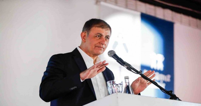 Başkan Tugay’dan TCDD’ye İZBAN çıkışı