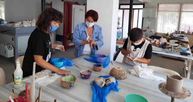 Karaburun’da çocuklara sanat dolu tatil