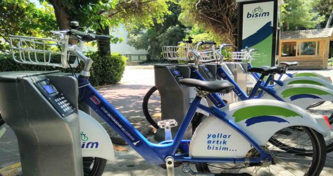 İzmir Büyükşehir’e dört ödül birden