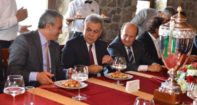 Diniz ve Kocaoğlu'ndan stat zirvesi