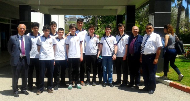 Fatih Koleji'nden matematikte büyük başarı...