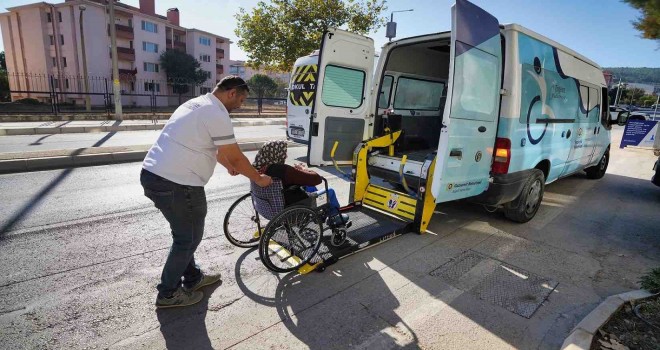 Gaziemir'de hasta ve engellilere 15 bin 184 kez nakil hizmeti