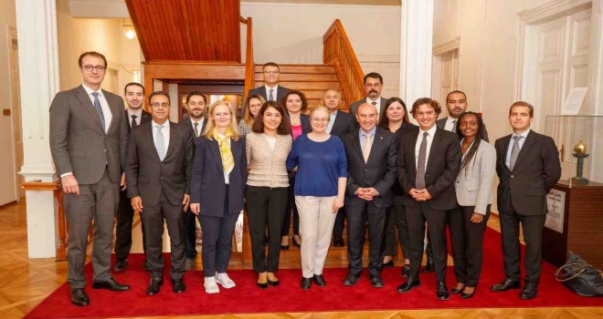 Soyer: İzmir’de ne yaparsak rol model oluyoruz