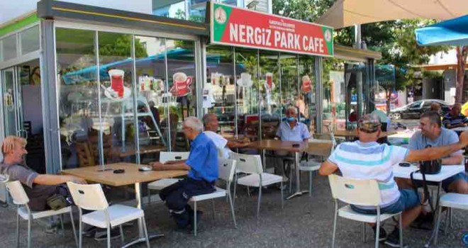 Karşıyaka Belediyesi tesislerinde halk odaklı çalışma