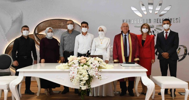 Kibar'da ilk nikahı Başkan Selvitopu kıydı