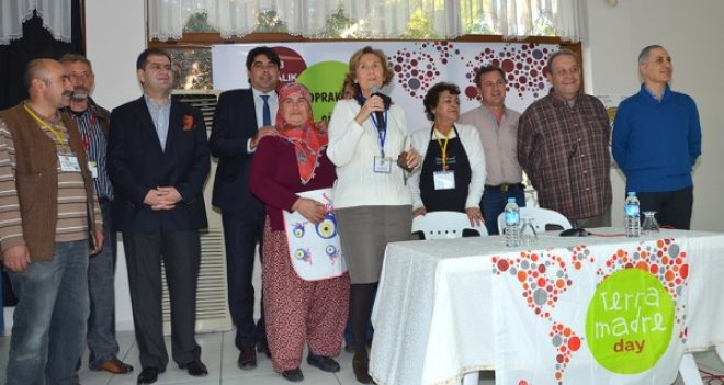 Foça, Toprak Ana'ya teşekkür etti