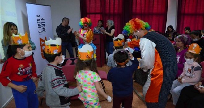 Gediz Elektrik'ten kanserli çocuklara moral
