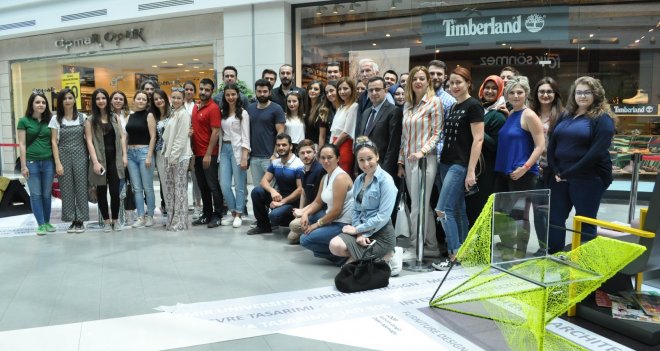 Geleceğin iç mimarlarından yaşam alanlarına huzur katan mobilyalar