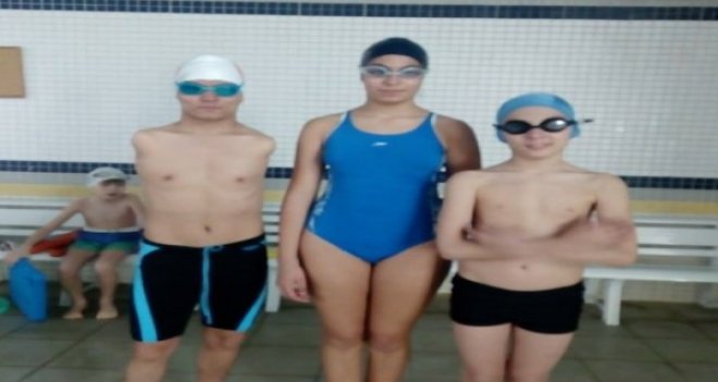 Geleceğin yüzme şampiyonları Karşıyaka'da yetişiyor