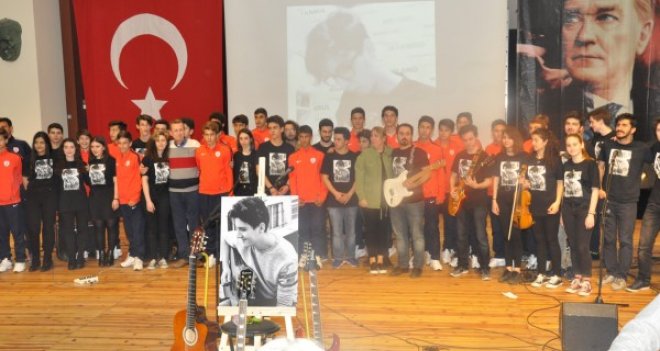 Genç müzisyen Bora Aşçılar anısına konser düzenlendi