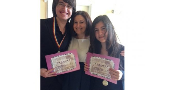 GENÇ PİYANİSTLER TÜRKİYE'Yİ ROMANYA'DA TEMSİL ETTİ.