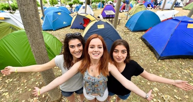 Gençlerin kalbi İzmir’de atacak