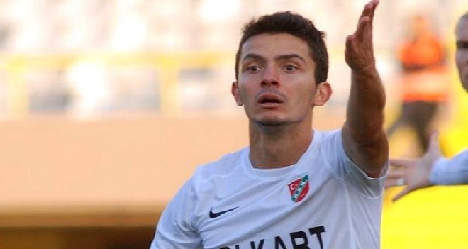 Hoppala... Karşıyaka’da Taha’nın sözleşmesi feshedilmiş…