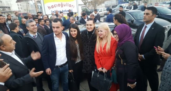 Hotar'dan yoğun İzmir programı