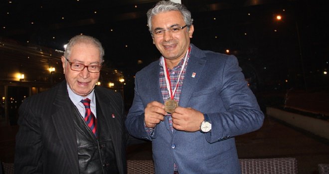 Hüseyin Mutlu Akpınar'a TMOK Fair Play Onur Madalyası...