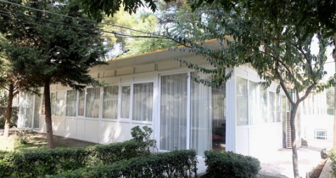 Huzurevi sakinlerine kış bahçesi