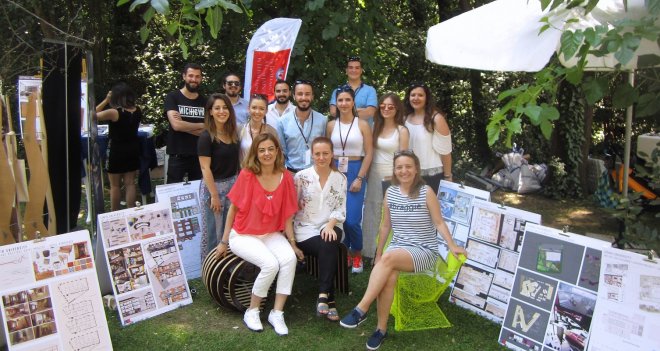 İç mimar adayı gençler sektörle bir araya geldi