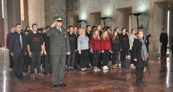 İFK'lı Öğrenciler 