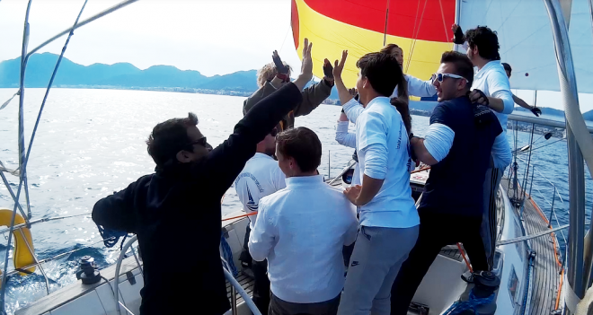 İKÇÜ'ye bir şampiyonluk da yelkenden