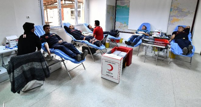 İtfaiyeciler donör oldu...