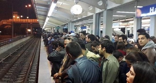 İZBAN çilesi bitmek bilmiyor...