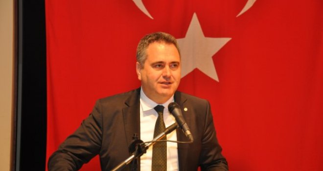 İzmir Anayasa'yı konuşuyor konferansı düzenlendi