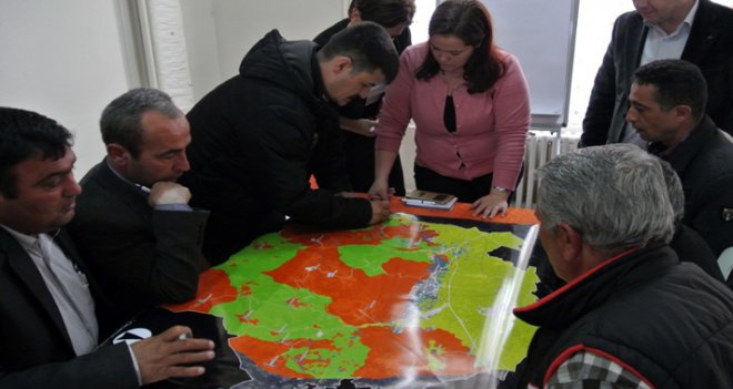 İzmir Büyükşehir Belediyesi'nden 7 ilçeye kalkınma stratejisi