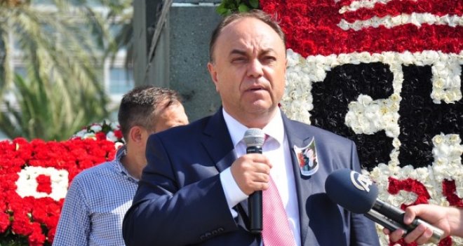 İzmir CHP'den başbakana: Kandıramazsınız