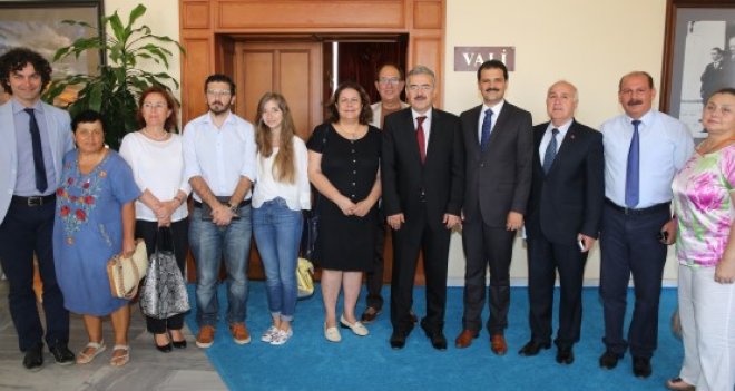 İzmir Kent Konseyi'nden Vali Ayyıldız'a ziyaret